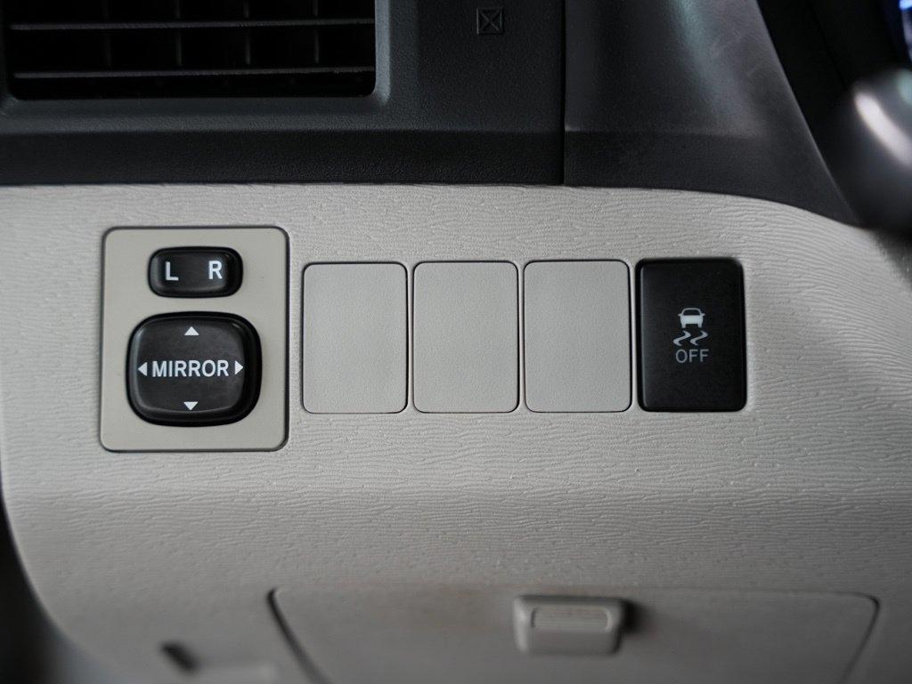 Toyota Venza 4dr Wgn I4 FWD XLE (Natl) 2012