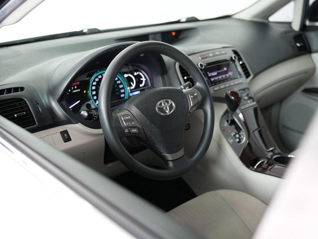 Toyota Venza 4dr Wgn I4 FWD XLE (Natl) 2012