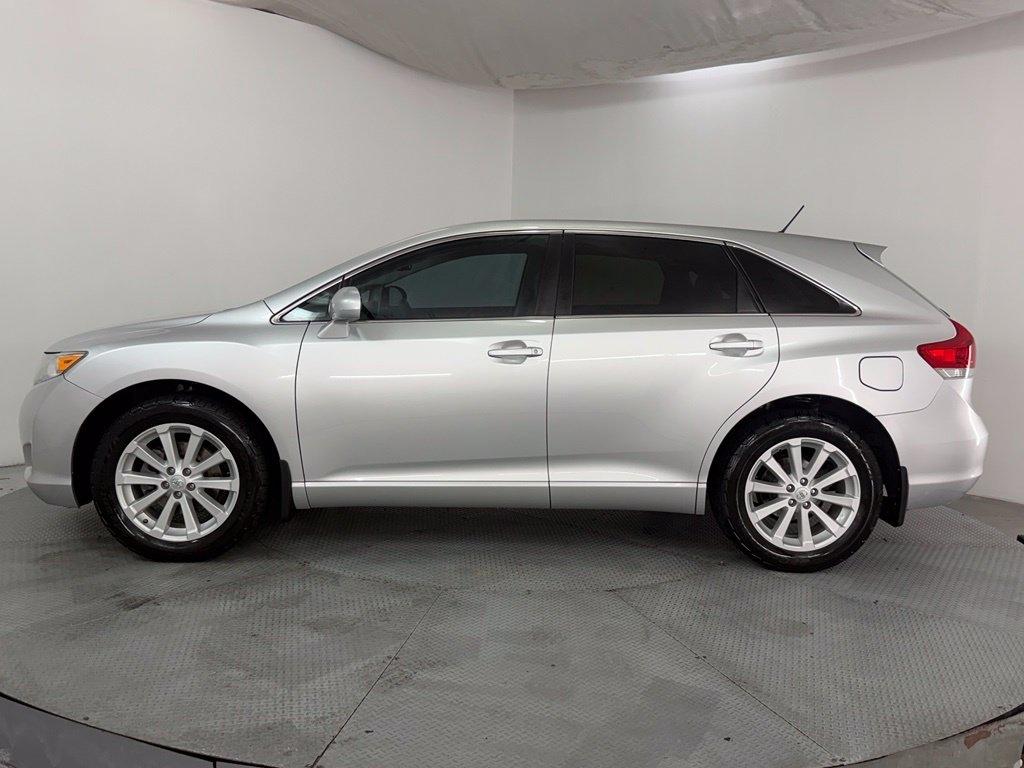 Toyota Venza 4dr Wgn I4 FWD XLE (Natl) 2012