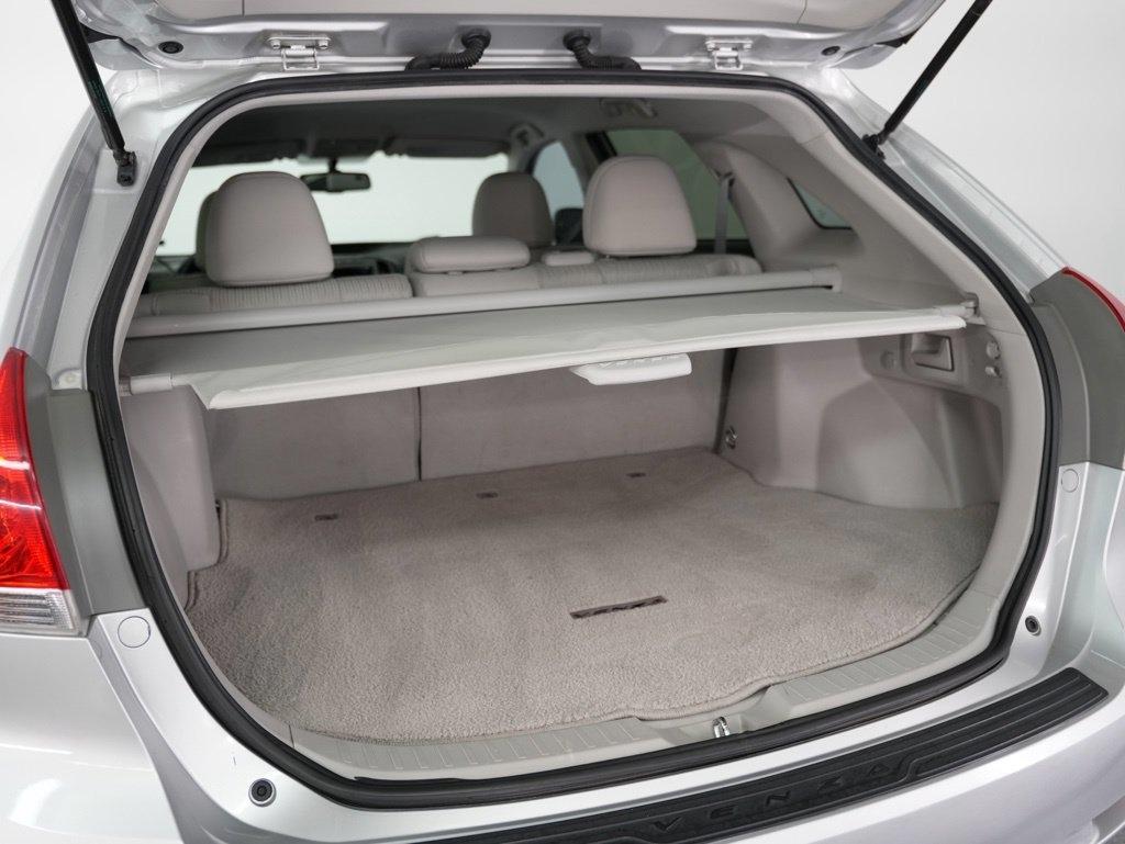Toyota Venza 4dr Wgn I4 FWD XLE (Natl) 2012