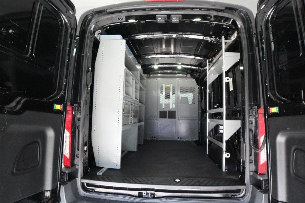 Ford Transit Van T-250 148" Med Rf 9000 GVWR Sliding RH Dr 2017