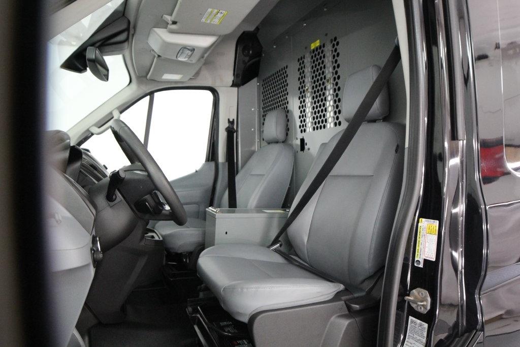 Ford Transit Van T-250 148" Med Rf 9000 GVWR Sliding RH Dr 2017