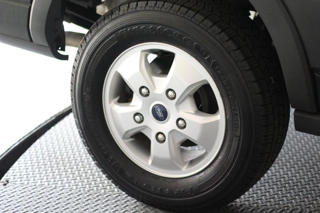Ford Transit Van T-250 148" Med Rf 9000 GVWR Sliding RH Dr 2017