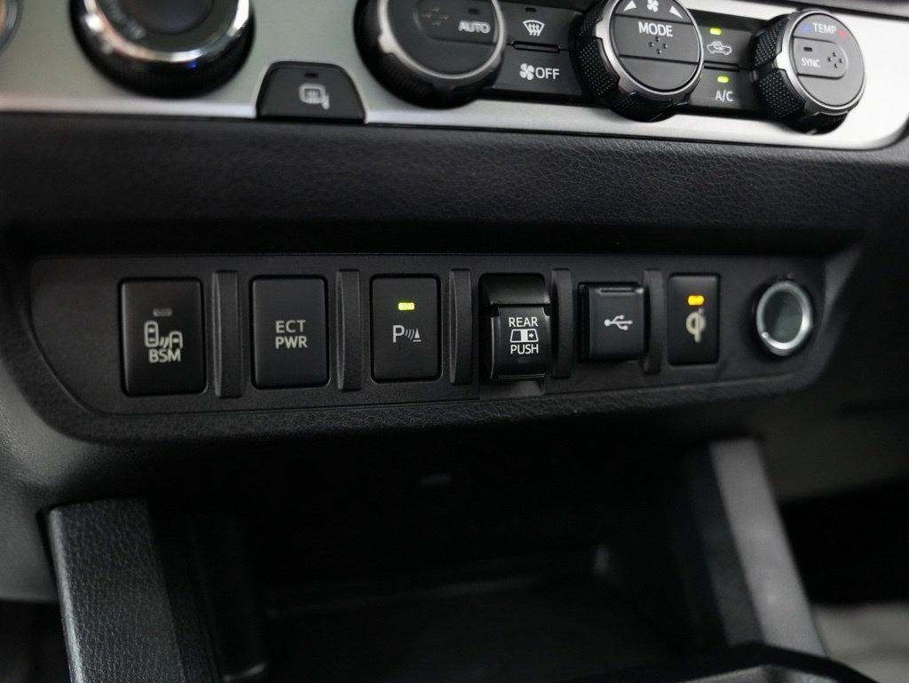 Toyota Tacoma 4WD Limited Double Cab 5' Bed V6 AT (Natl) 2020