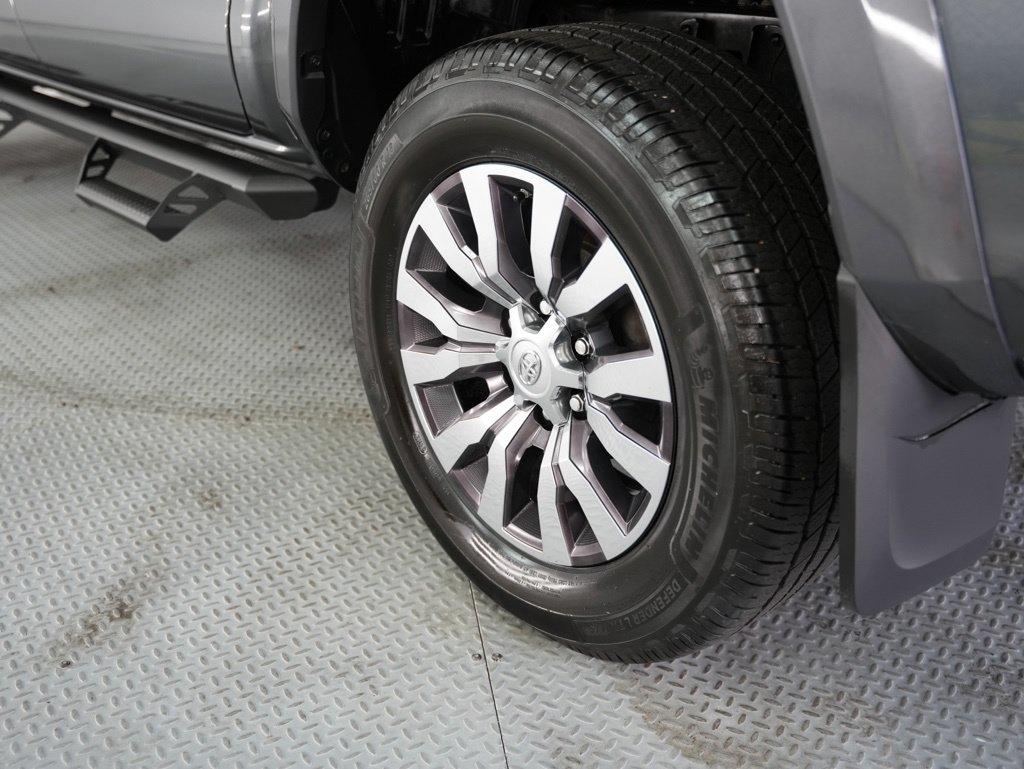 Toyota Tacoma 4WD Limited Double Cab 5' Bed V6 AT (Natl) 2020