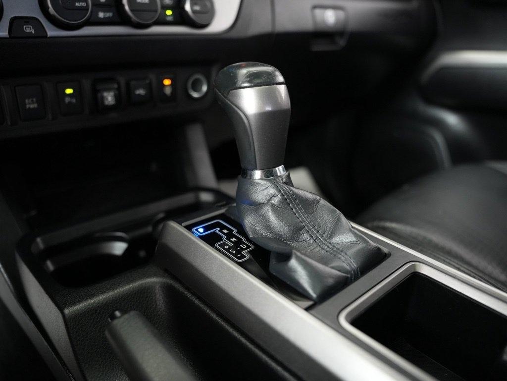 Toyota Tacoma 4WD Limited Double Cab 5' Bed V6 AT (Natl) 2020