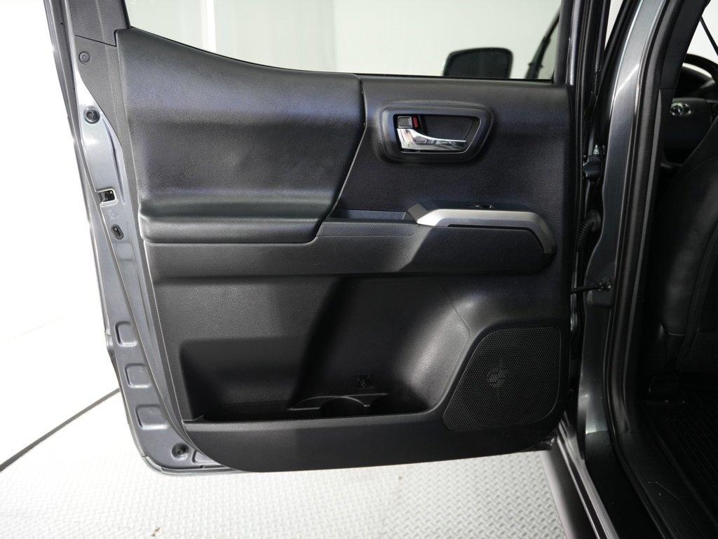 Toyota Tacoma 4WD Limited Double Cab 5' Bed V6 AT (Natl) 2020