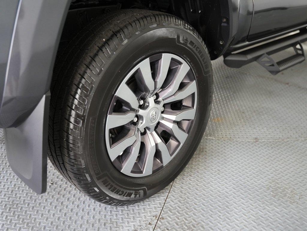 Toyota Tacoma 4WD Limited Double Cab 5' Bed V6 AT (Natl) 2020