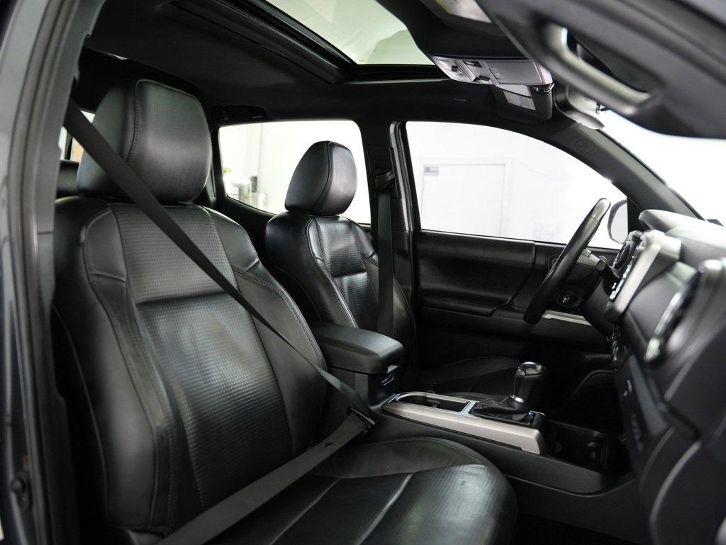 Toyota Tacoma 4WD Limited Double Cab 5' Bed V6 AT (Natl) 2020