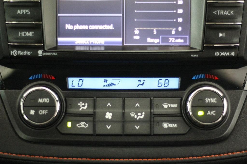 Toyota RAV4 SE AWD (Natl) 2017