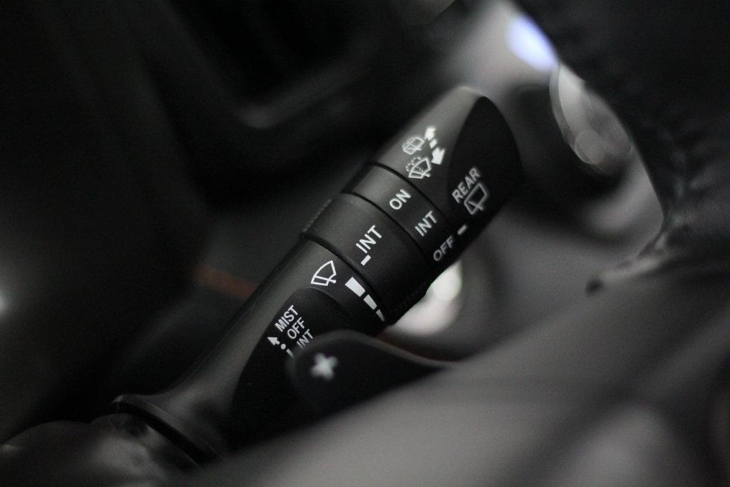 Toyota RAV4 SE AWD (Natl) 2017