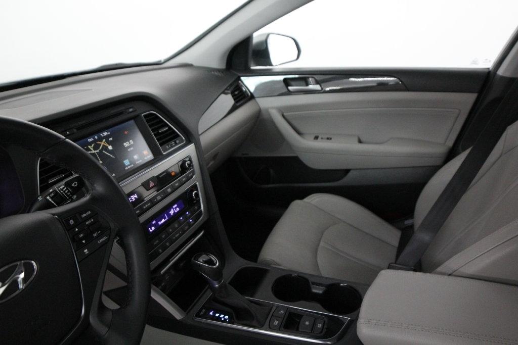 Hyundai Sonata Limited 2.4L 2017