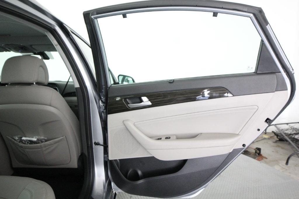 Hyundai Sonata Limited 2.4L 2017