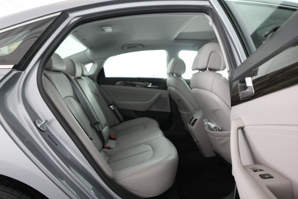 Hyundai Sonata Limited 2.4L 2017