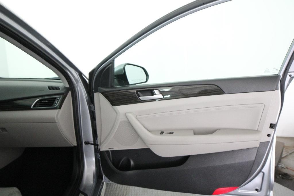 Hyundai Sonata Limited 2.4L 2017