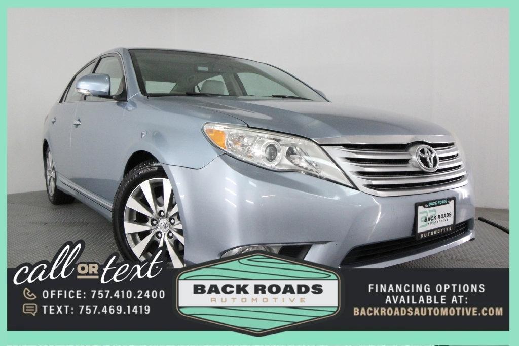 Toyota Avalon 4dr Sdn (Natl) 2012