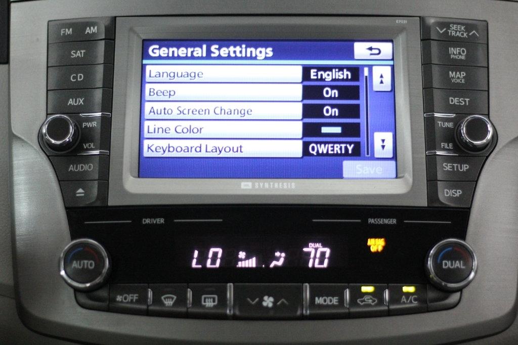 Toyota Avalon 4dr Sdn (Natl) 2012
