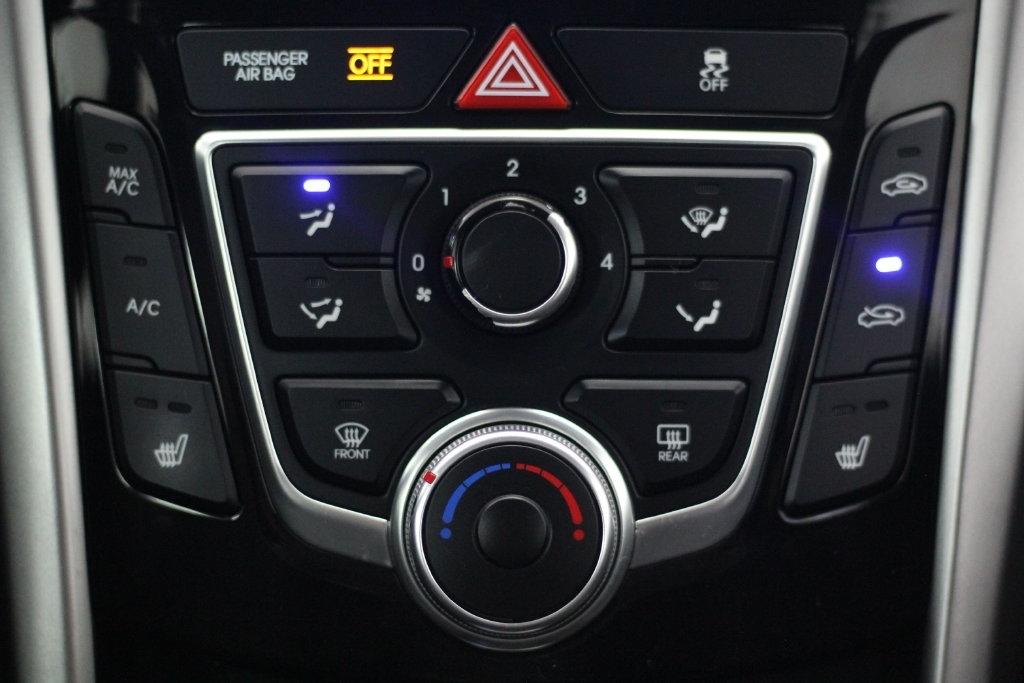 Hyundai Elantra GT 5dr HB Auto 2016