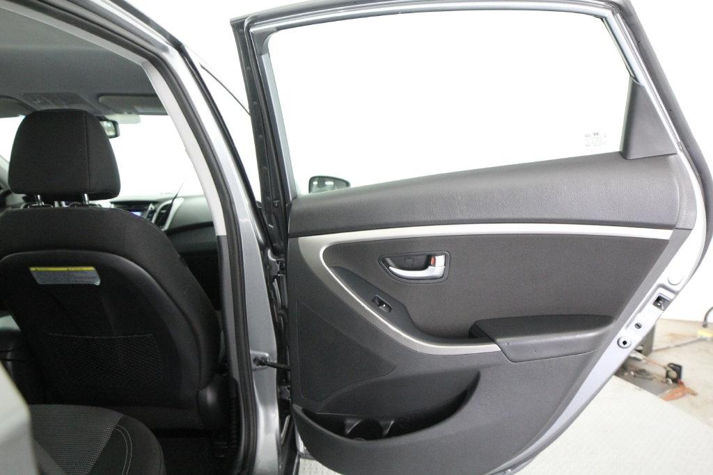 Hyundai Elantra GT 5dr HB Auto 2016