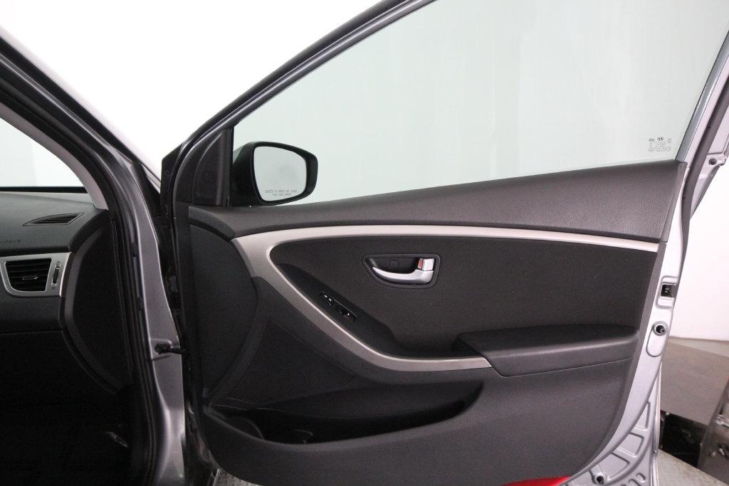 Hyundai Elantra GT 5dr HB Auto 2016