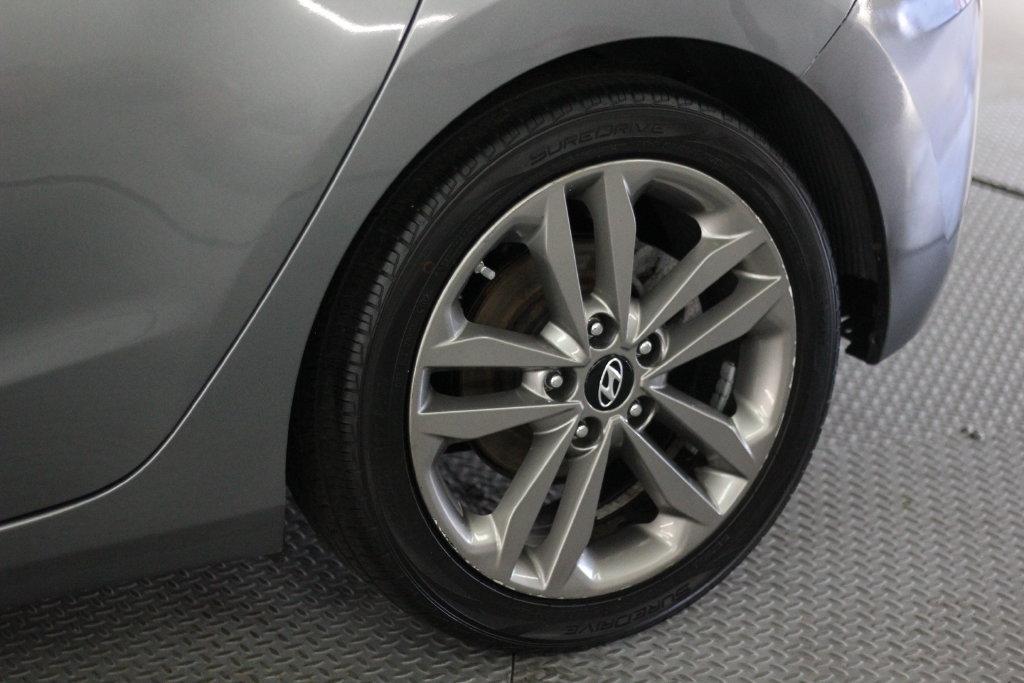 Hyundai Elantra GT 5dr HB Auto 2016