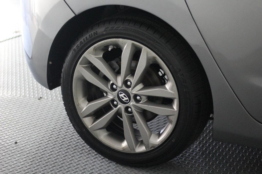 Hyundai Elantra GT 5dr HB Auto 2016