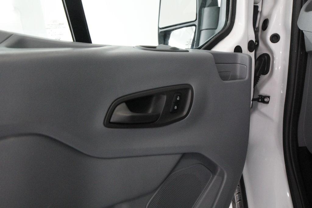 Ford Transit Van T-350 148" Low Rf 9500 GVWR Swing-Out RH Dr 2017