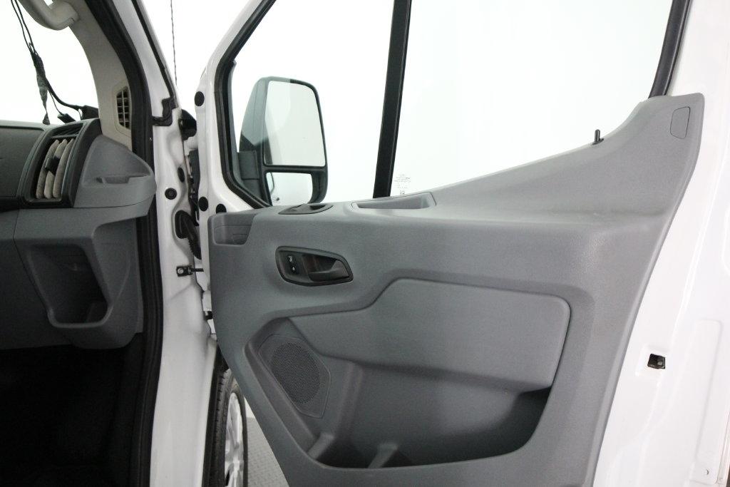 Ford Transit Van T-350 148" Low Rf 9500 GVWR Swing-Out RH Dr 2017