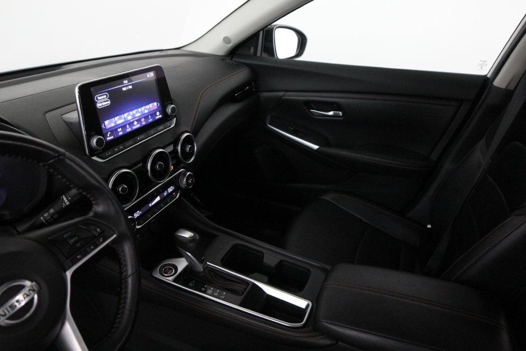 Nissan Sentra SR CVT 2022