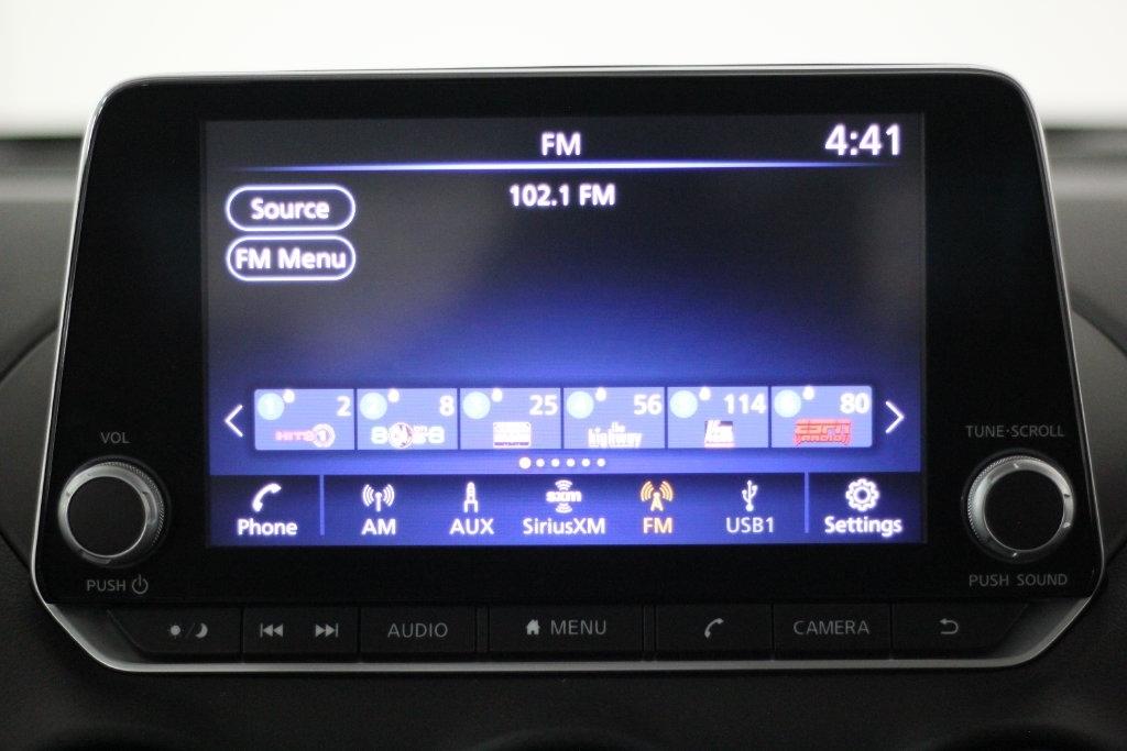 Nissan Sentra SR CVT 2022
