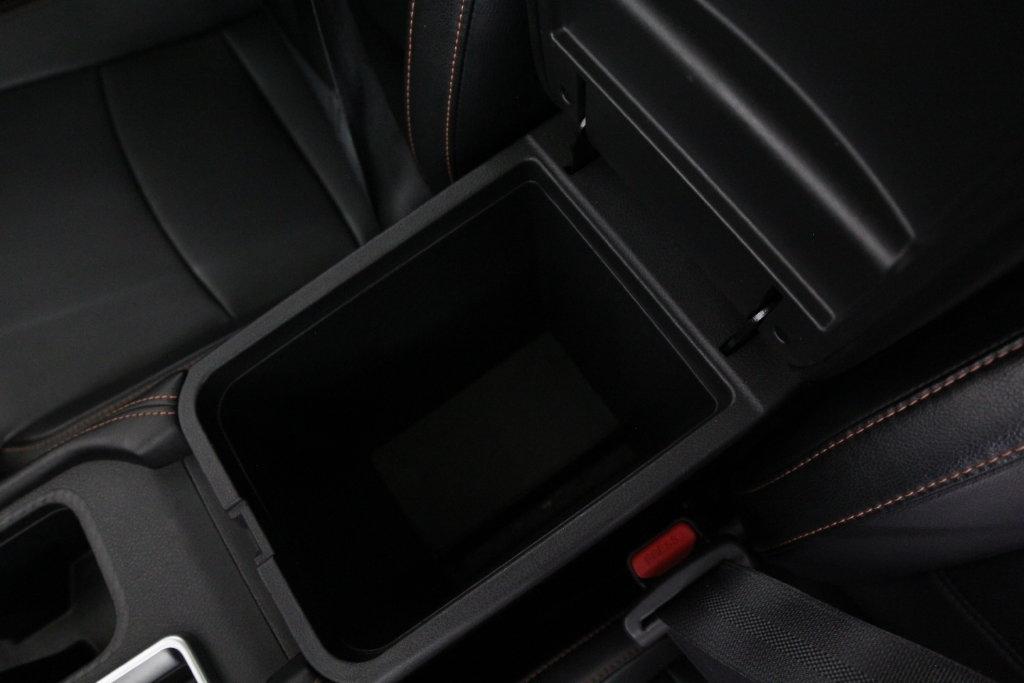 Nissan Sentra SR CVT 2022
