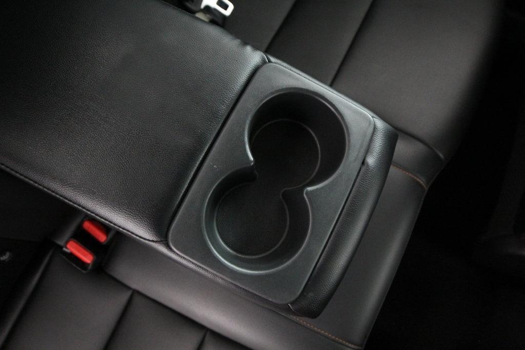 Nissan Sentra SR CVT 2022