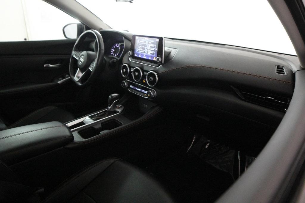 Nissan Sentra SR CVT 2022