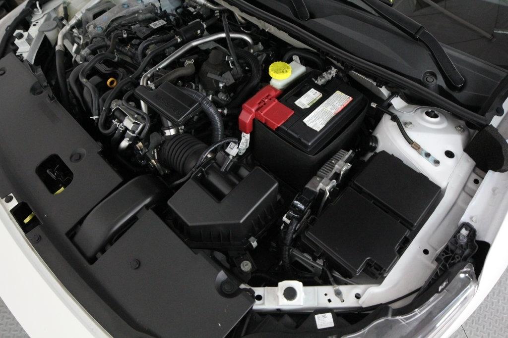 Nissan Sentra SR CVT 2022