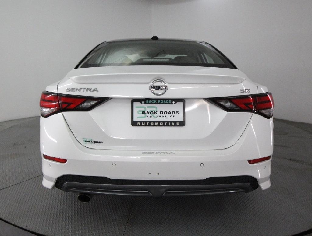 Nissan Sentra SR CVT 2022