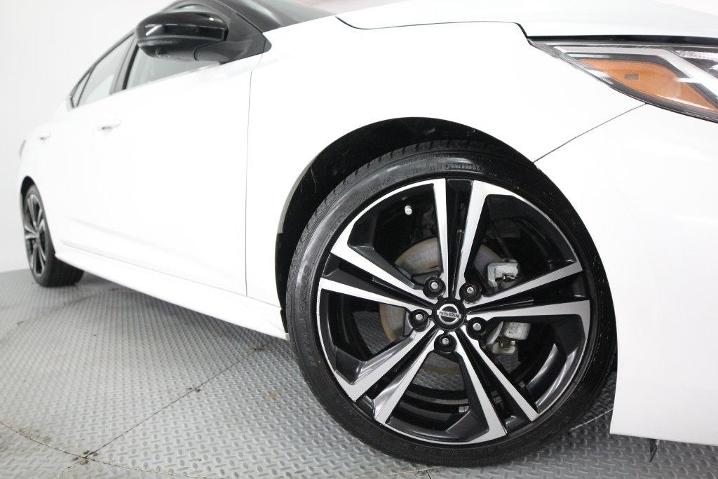 Nissan Sentra SR CVT 2022