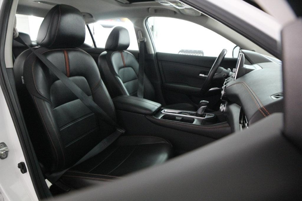 Nissan Sentra SR CVT 2022