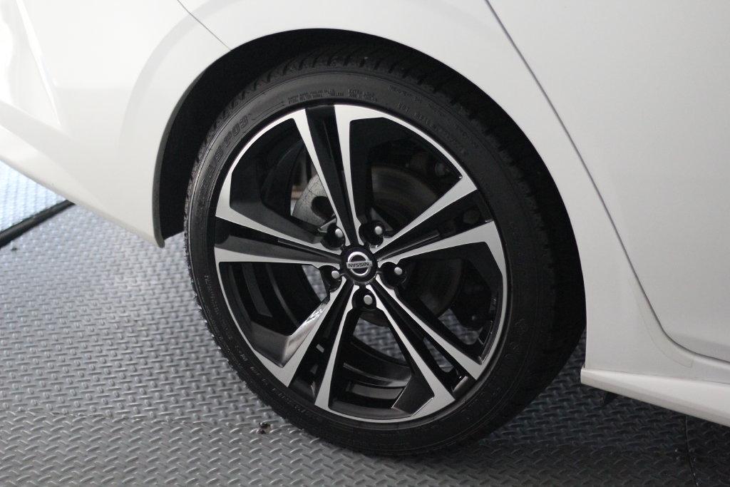 Nissan Sentra SR CVT 2022