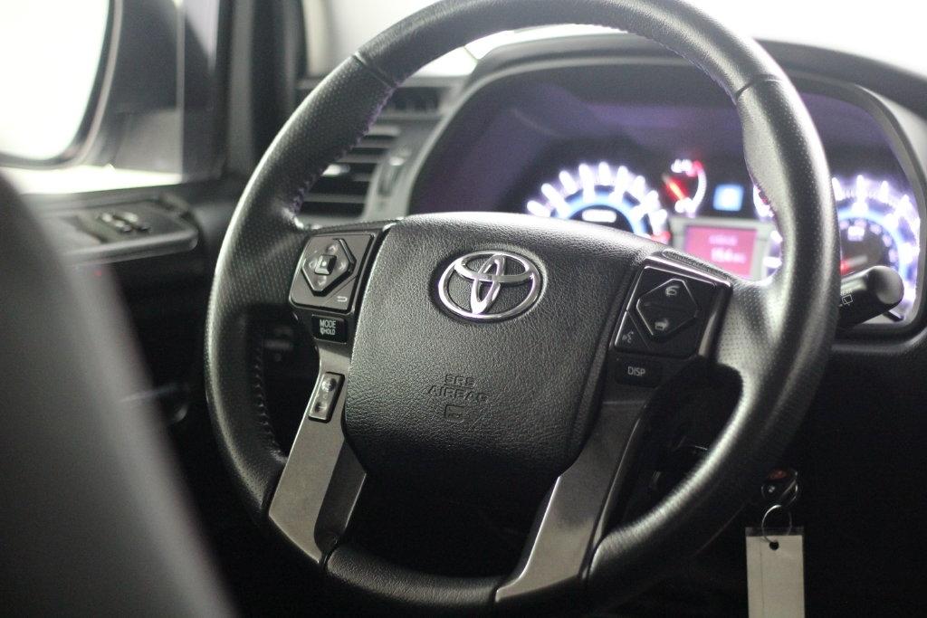 Toyota 4Runner TRD Off Road Premium 4WD (Natl) 2019