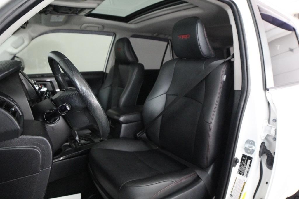 Toyota 4Runner TRD Off Road Premium 4WD (Natl) 2019