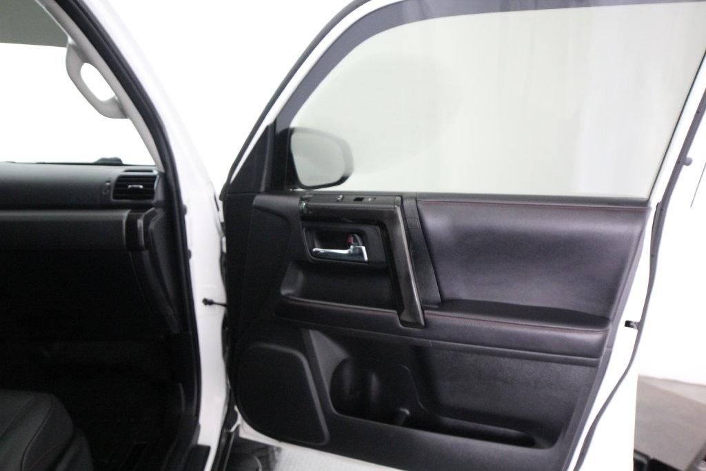 Toyota 4Runner TRD Off Road Premium 4WD (Natl) 2019