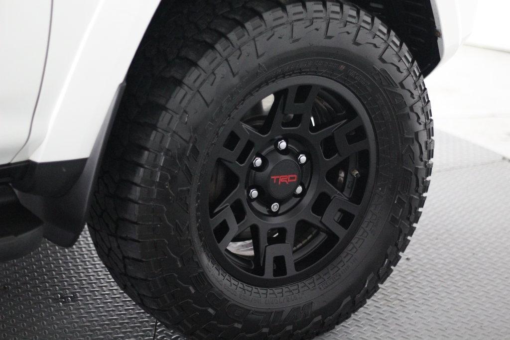 Toyota 4Runner TRD Off Road Premium 4WD (Natl) 2019