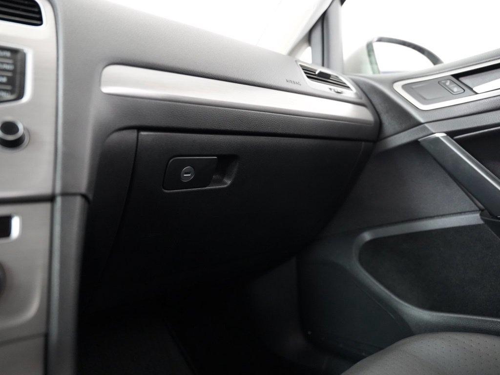 Volkswagen Golf SportWagen 4dr DSG TDI S 2015