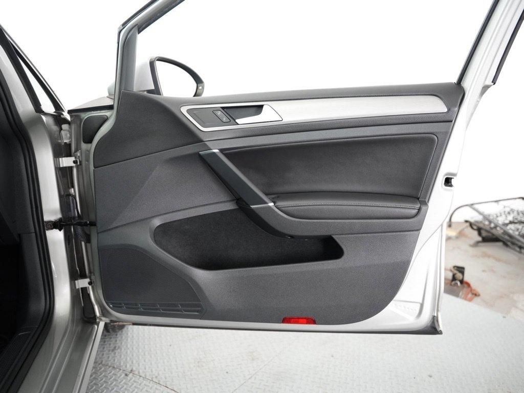 Volkswagen Golf SportWagen 4dr DSG TDI S 2015