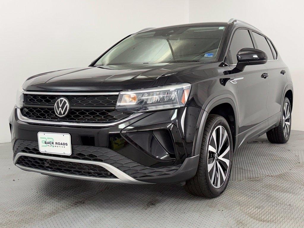 Volkswagen Taos SE FWD 2022