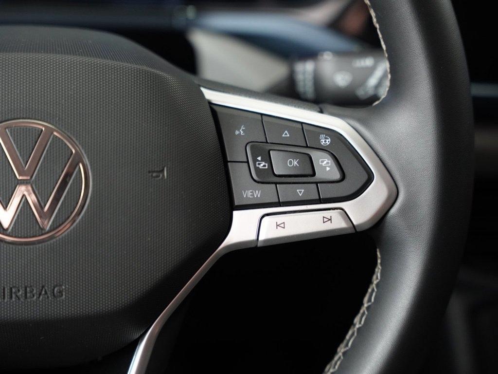 Volkswagen Taos SE FWD 2022