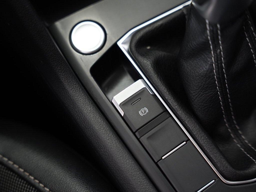 Volkswagen Taos SE FWD 2022