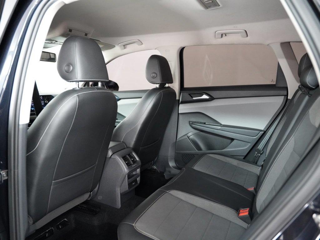 Volkswagen Taos SE FWD 2022