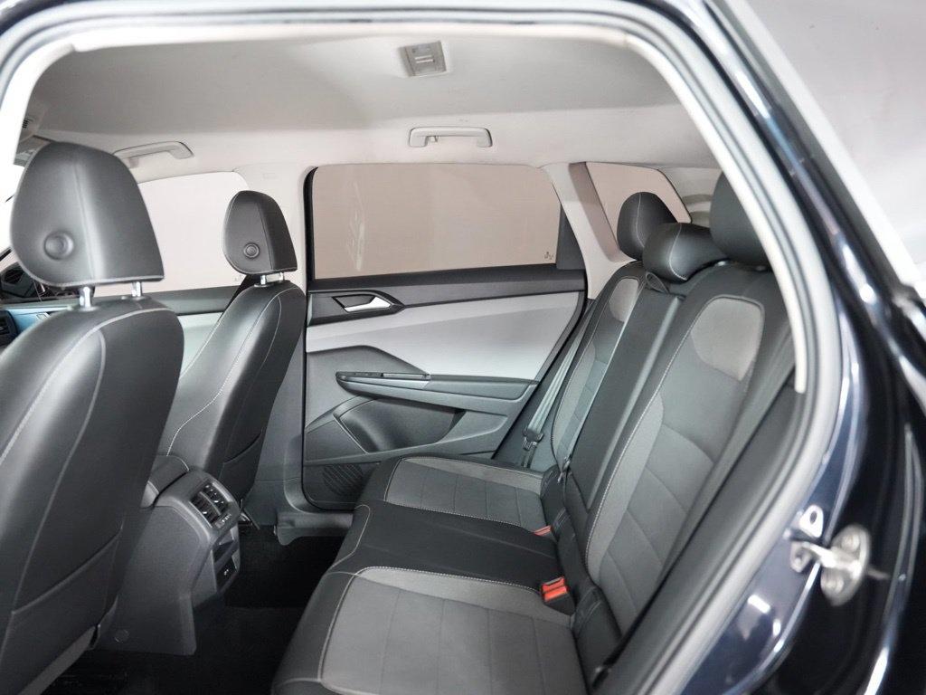 Volkswagen Taos SE FWD 2022