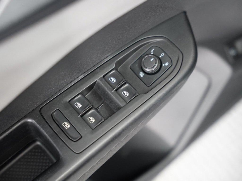 Volkswagen Taos SE FWD 2022